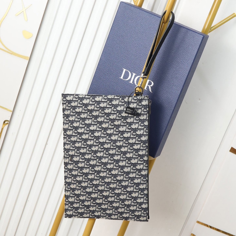 D*or clutch bags